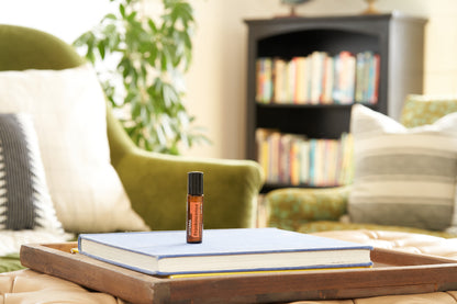 Frankincense Touch 10 mL Essential Oils Product Image Stylized US Market Horizontal 2